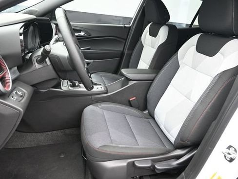 New 2026 Chevrolet Trax RS w/ Driver Confidence Package FWD image 18