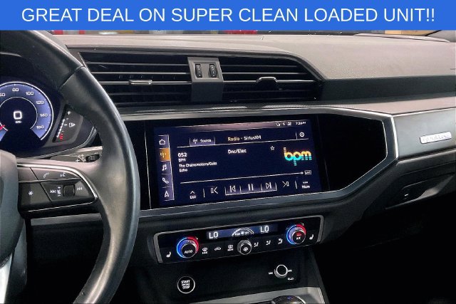Used 2021 Audi Q3 2.0T Premium Plus w/ Premium Plus Package AWD/4WD image 6