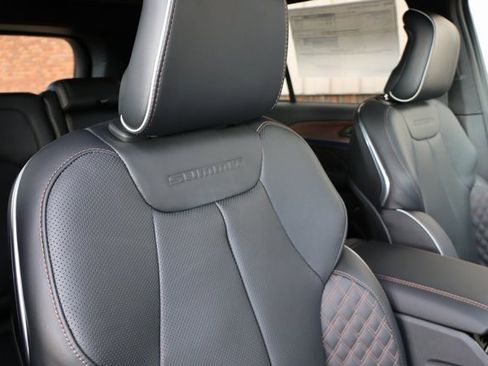 New 2025 Jeep Grand Cherokee Summit w/ Obsidian Package image 50