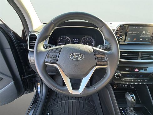 Used 2021 Hyundai Tucson Limited image 11