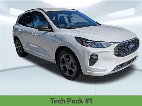 Used 2024 Ford Escape ST-Line w/ Tech Pack #1 image 9