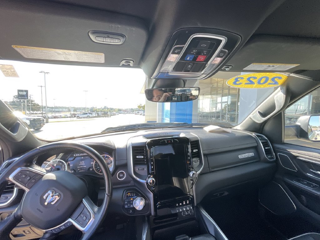 Used 2023 RAM 1500 Laramie AWD/4WD image 11