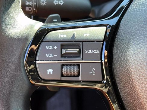 Certified 2025 Honda Civic Sport image 18