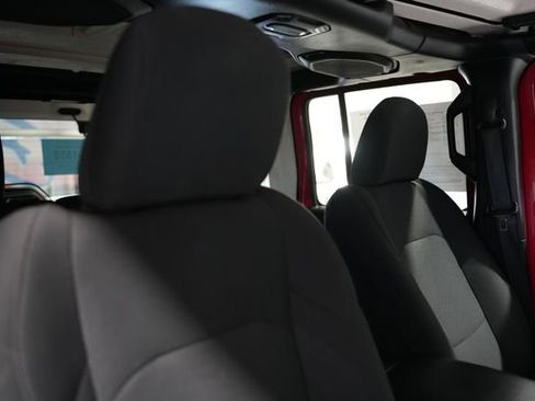 Used 2019 Jeep Wrangler Unlimited Sport S image 20