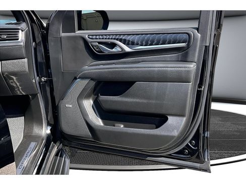 Used 2022 GMC Yukon XL Denali AWD/4WD image 49