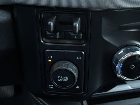 Certified 2024 Ford F250 Platinum image 21