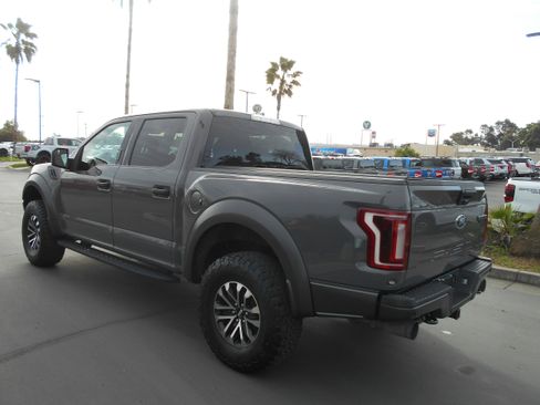 Used 2020 Ford F150 Raptor image 5