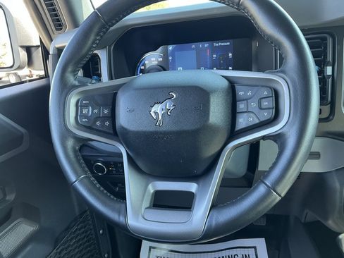 Certified 2022 Ford Bronco Black Diamond w/ Sasquatch Package image 51