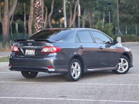Used 2011 Toyota Corolla S image 9