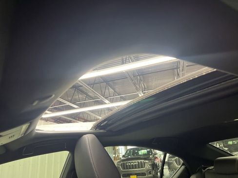 Used 2022 Lexus IS 350 F Sport image 22