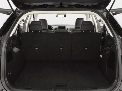 Used 2024 Ford Edge SEL image 14