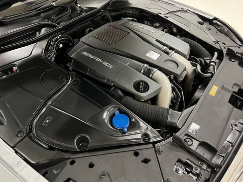 Used 2014 Mercedes-Benz S 63 AMG 4MATIC Sedan image 34