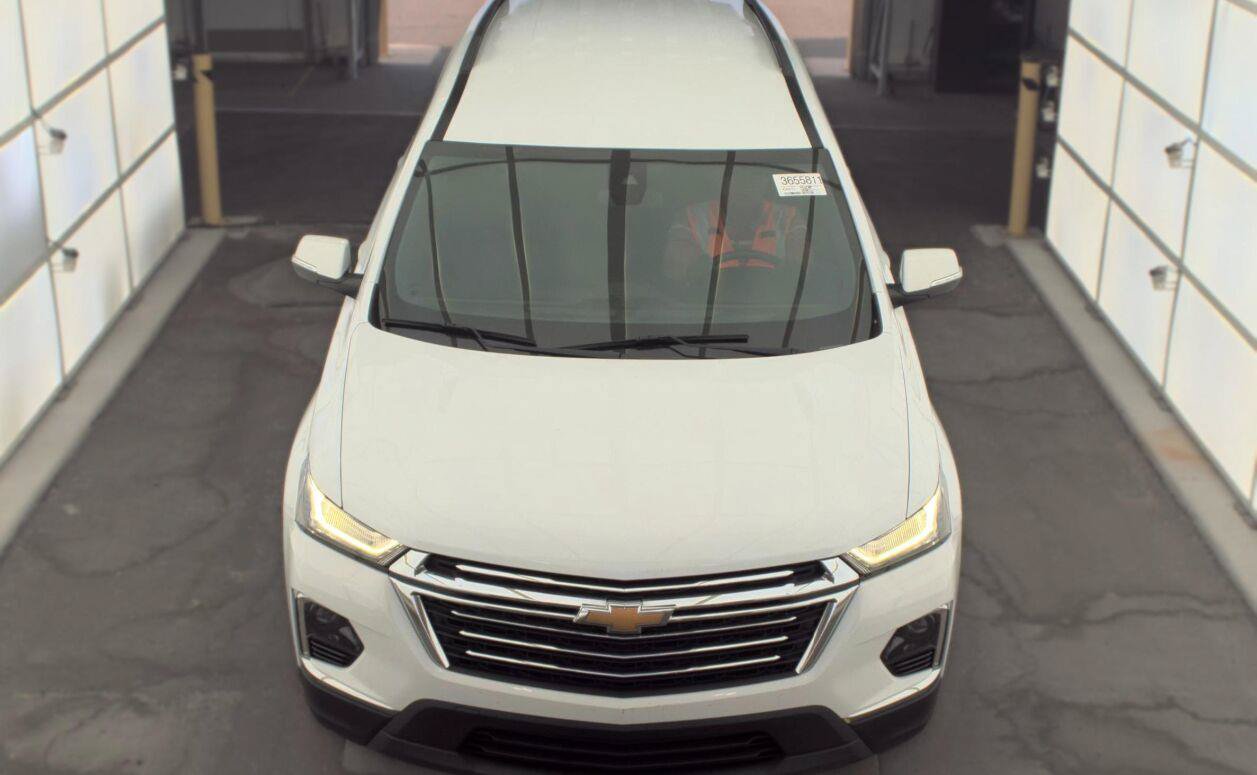 Used 2023 Chevrolet Traverse LT FWD image 21