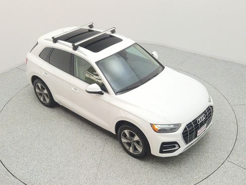 Used 2023 Audi Q5 2.0T Premium w/ Convenience Package AWD/4WD image 24
