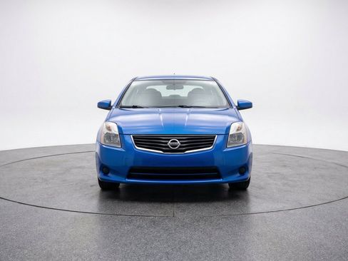 Used 2025 Nissan Sentra SV FWD image 2