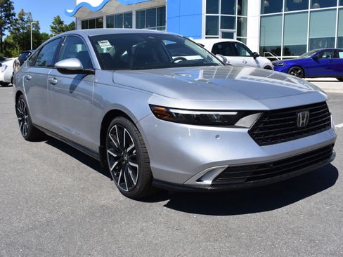 New 2026 Honda Accord Touring image 3