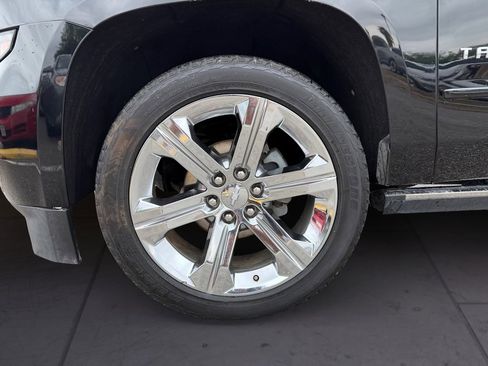 Used 2018 Chevrolet Tahoe Premier RWD image 9