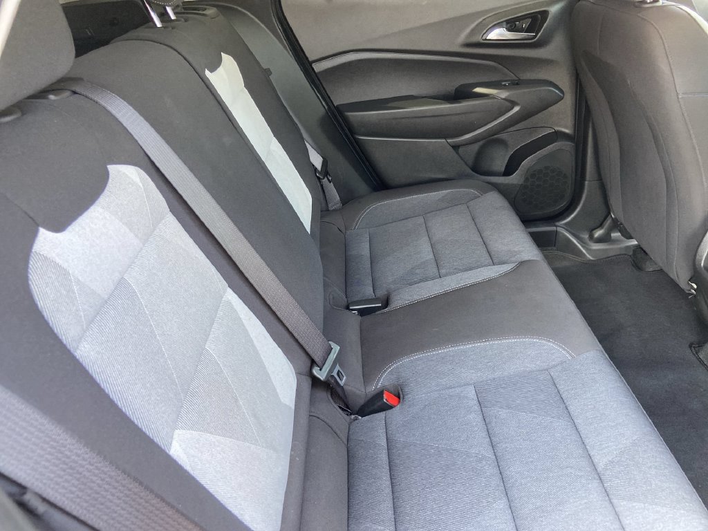 Used 2024 Chevrolet Trax LS w/ LS Convenience Package FWD image 21