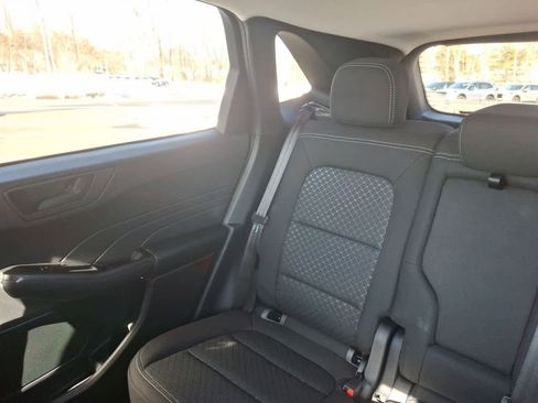 Used 2025 Ford Escape Active image 12