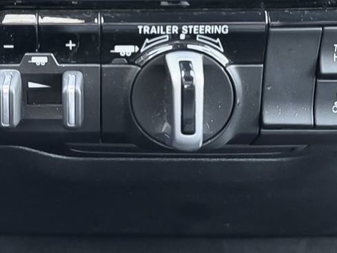 Used 2023 RAM 1500 Laramie image 25