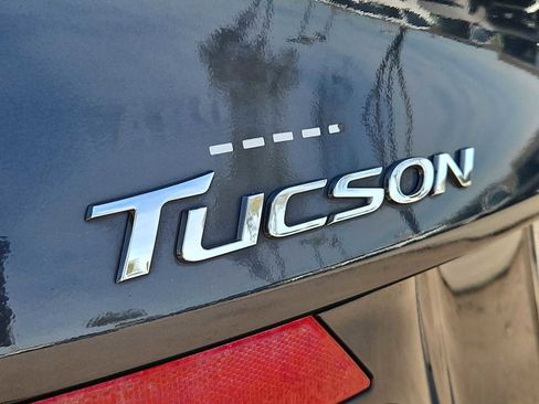 Used 2019 Hyundai Tucson SE image 12