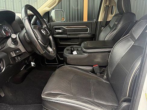 Used 2020 RAM 2500 Laramie image 7