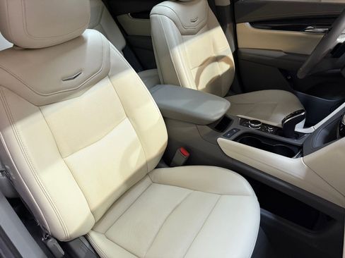 Used 2021 Cadillac XT6 Premium Luxury image 53