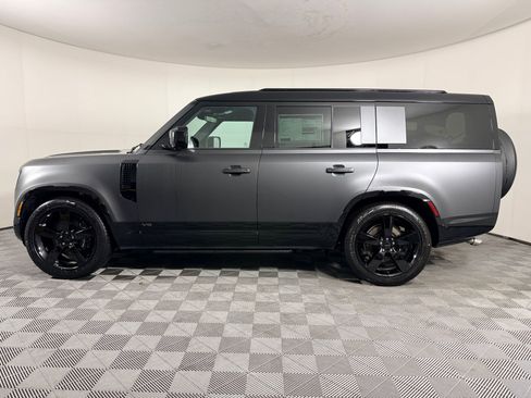 New 2026 Land Rover Defender 130 V8 image 34