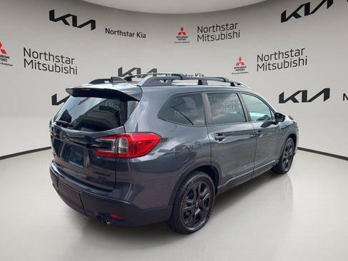 Used 2023 Subaru Ascent Onyx Edition AWD/4WD image 5
