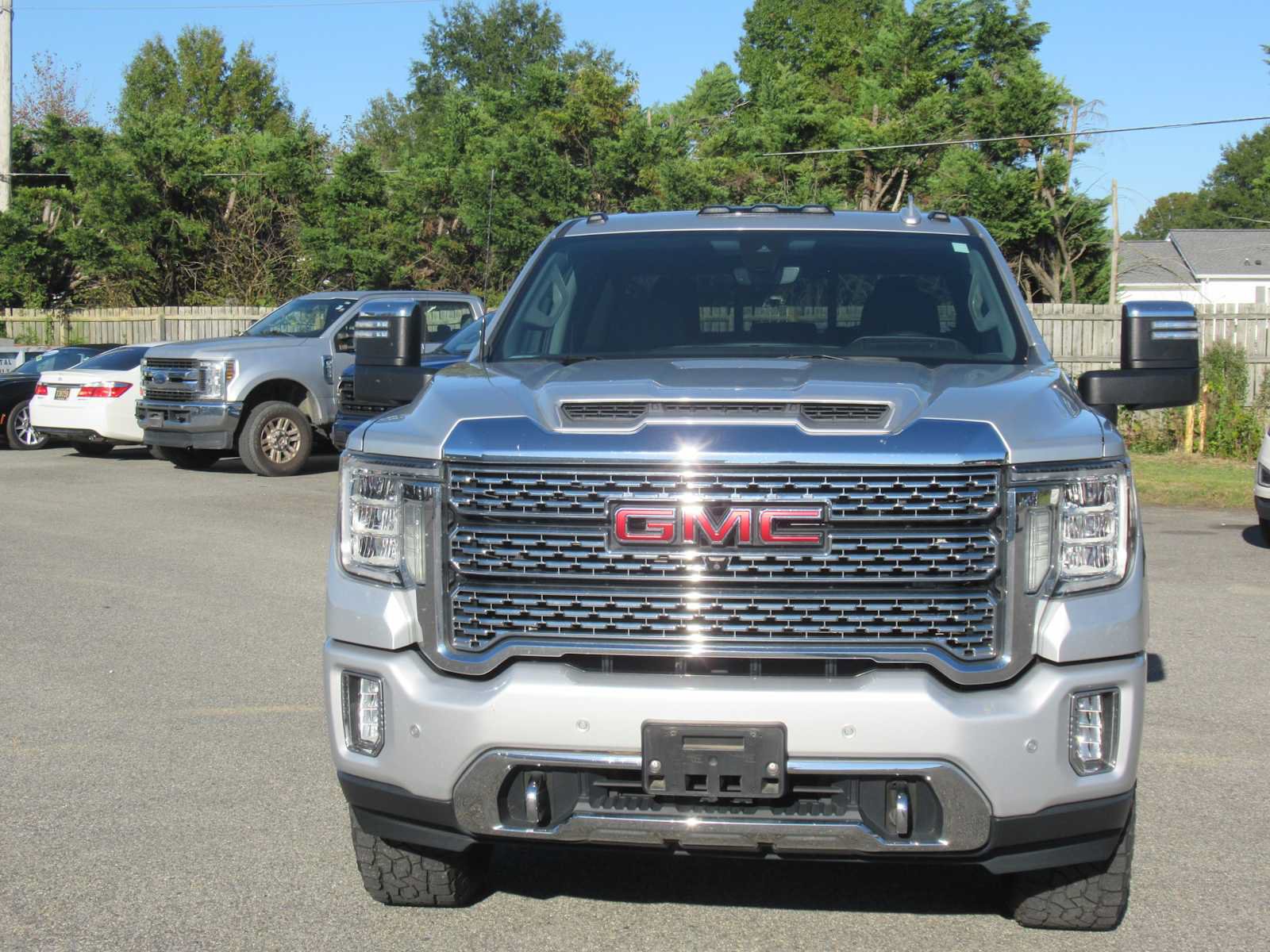 Used 2020 GMC Sierra 2500 Denali w/ Denali Ultimate Package AWD/4WD image 2