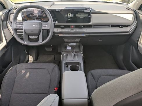 New 2027 Kia Seltos S FWD image 13