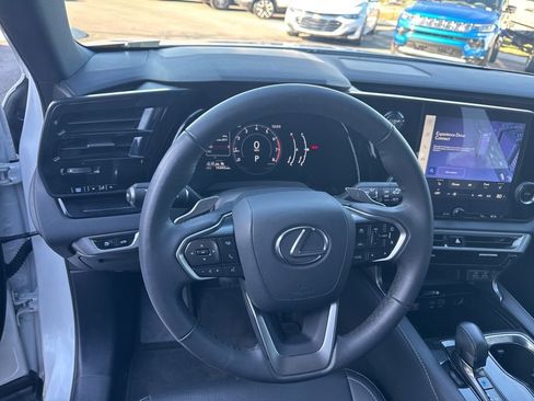 Used 2024 Lexus RX 350 FWD image 13