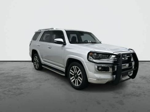 Used 2024 Toyota 4Runner Limited AWD/4WD image 5