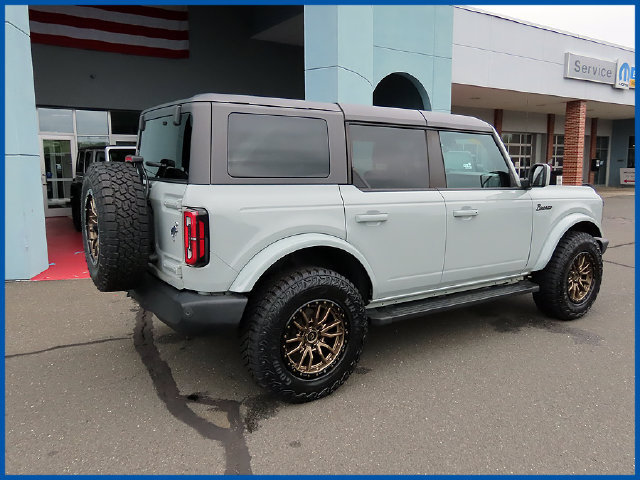 Used 2022 Ford Bronco Outer Banks AWD/4WD image 7