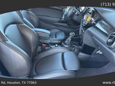 Used 2018 MINI Cooper S image 21