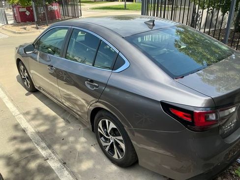 Used 2022 Subaru Legacy Premium AWD/4WD image 8