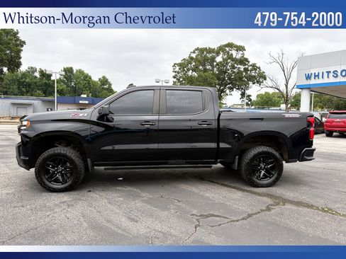 Used 2021 Chevrolet Silverado 1500 LT Trail Boss AWD/4WD image 2
