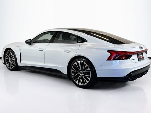 Used 2022 Audi e-tron GT Prestige w/ Prestige Package image 7