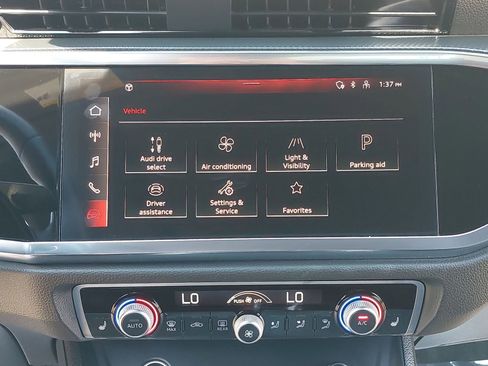 Certified 2025 Audi Q3 2.0T Premium w/ Convenience Package AWD/4WD image 27