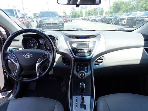 Used 2013 Hyundai Elantra Limited FWD image 13