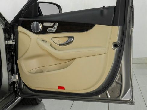 Used 2020 Mercedes-Benz C 300 Sedan image 53