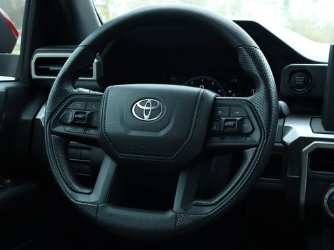 Used 2025 Toyota Tacoma SR5 image 28