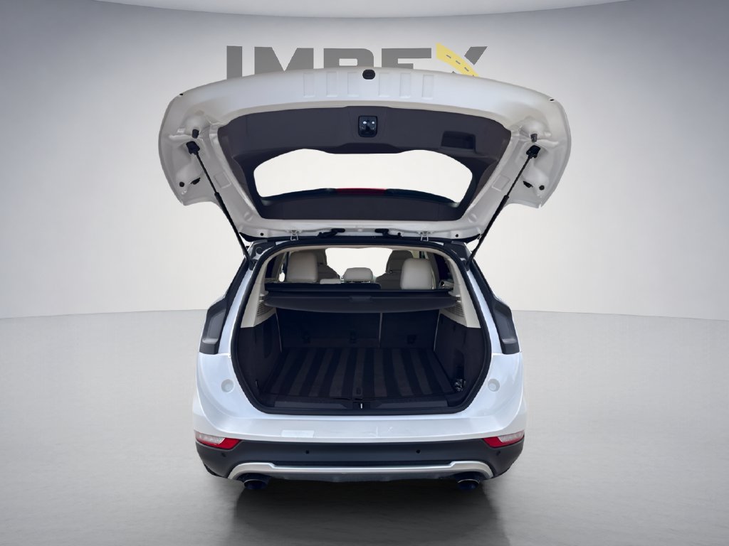 Used 2015 Lincoln MKC FWD w/ Equipment Group 101A Select image 29