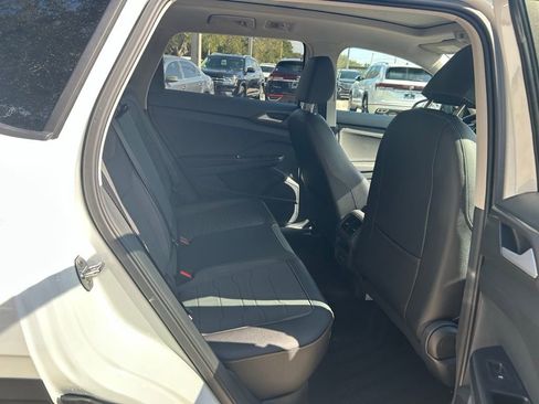 New 2026 Volkswagen Taos SE image 33