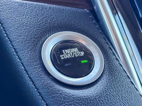 Certified 2020 Cadillac Escalade Luxury AWD/4WD image 20
