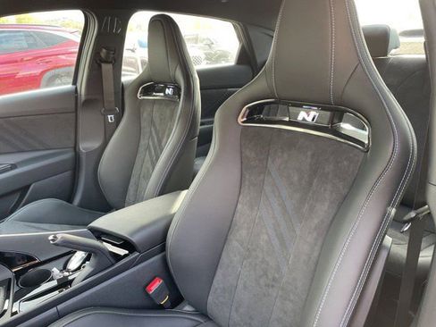 New 2025 Hyundai Elantra N image 9
