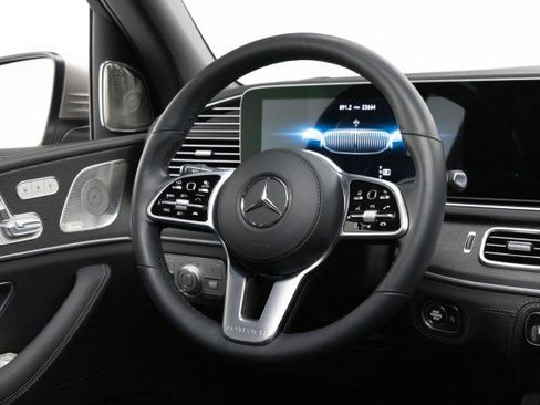 Used 2022 Mercedes-Benz Maybach GLS 600 Mercedes-Maybach GLS 600 4MATI image 12