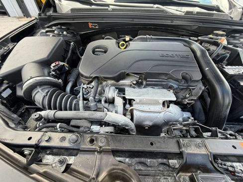 Used 2022 Chevrolet Malibu LS FWD image 28