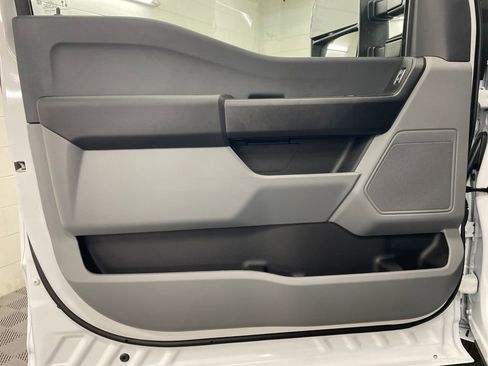 New 2026 Ford F250 XL w/ XL Chrome Package image 15