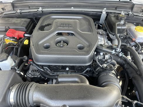 Used 2023 Jeep Wrangler Unlimited Sport AWD/4WD image 10